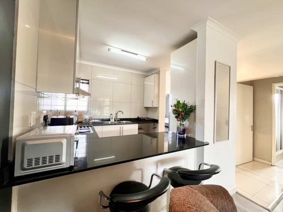 3 Bedroom Property for Sale in Flamingo Vlei Western Cape